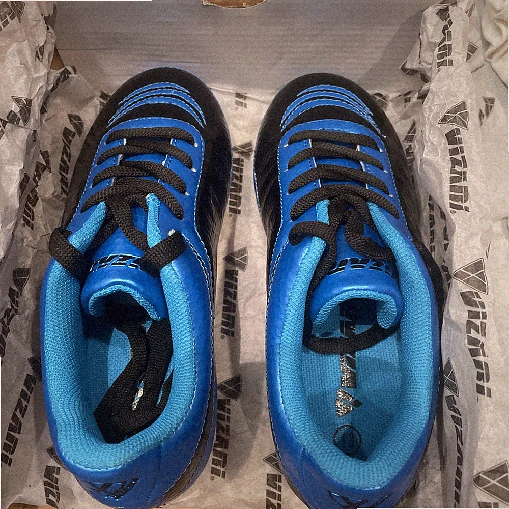 soccer cleats velcro kids