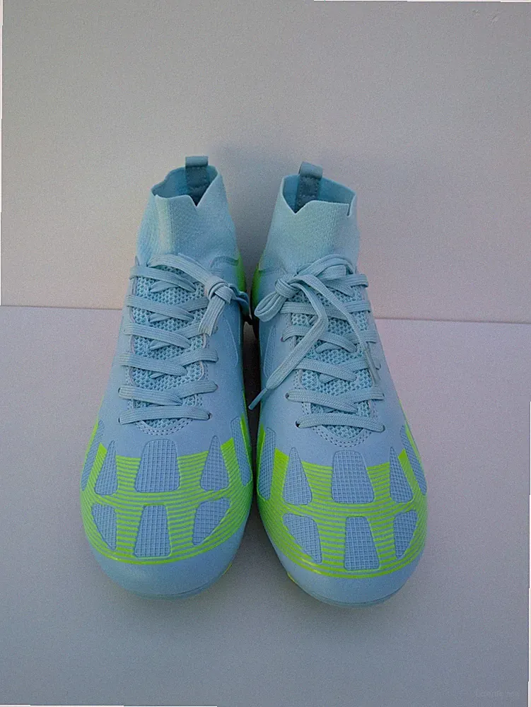 Soccer Shoes Kids Light Weight Soft Comfortable,Football Cleats Wear Resistant