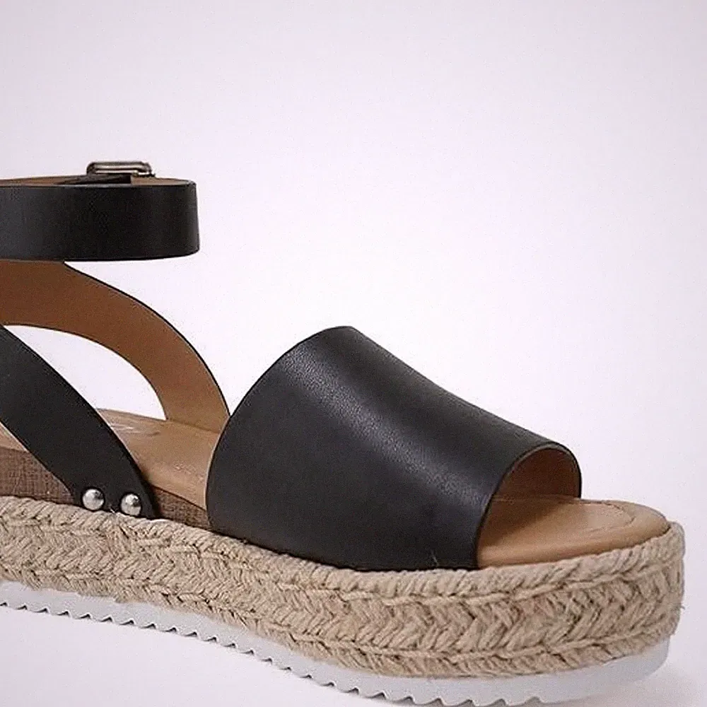 Soda Topic Open Toe Buckle Ankle Strap Espadrilles Flatform VEGAN Sandal SZ 9