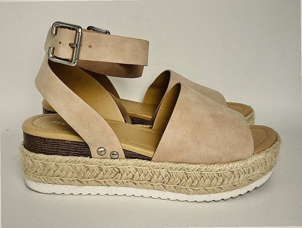 Soda Topic Open Toe Buckle Ankle Strap Platform Espadrilles Casual Sandal 7