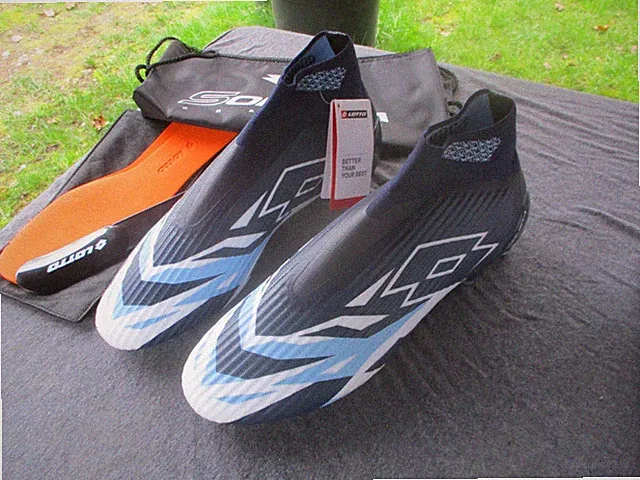 Solista 100 VI Gravity FG Mens Soccer Cleats Shoes Navy Blue Size 13 NEW