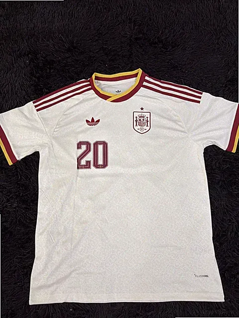 Spain 25/26 Away Fans Version Soccer Jersey Pedri Gonzalez