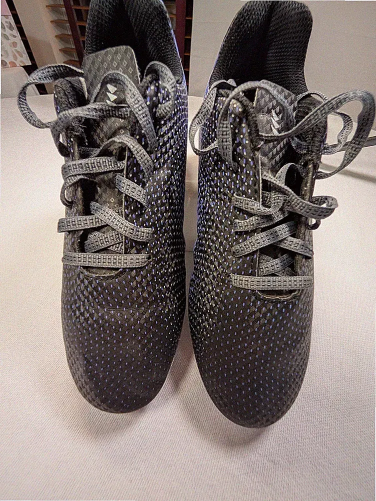 Speed Viper DSG Youth Soccer Cleats Black /Purple & Grey Size 3.5 Pre-owned