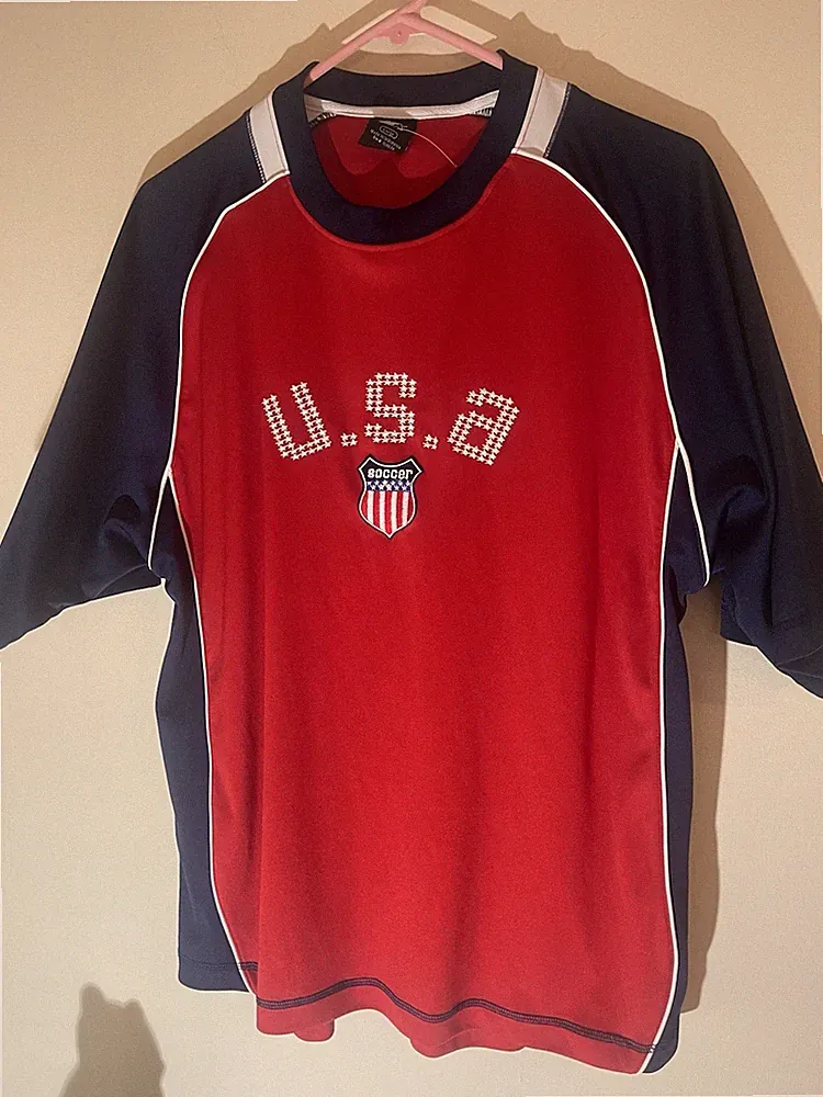 Starter USA Soccer Jersey Men’s Large Embroidered Stars Logo Red White And Blue