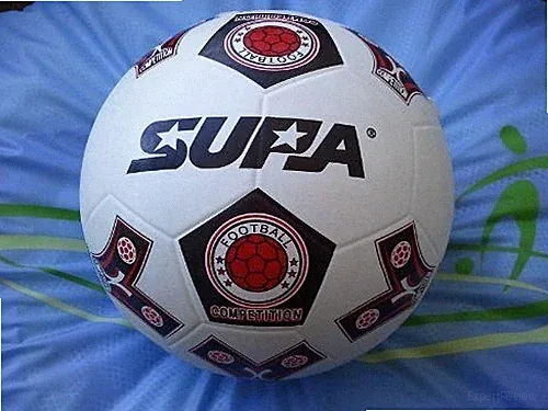 Supa 50 CT - Rubber Soccer Balls. Official Size & Weight. Size 5 + Free PUMP!