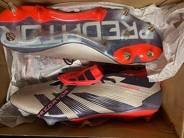 SZ 11.5 Adidas Predator Elite Fold Over Tongue SG Platinum Metallic ID0919 Cleat