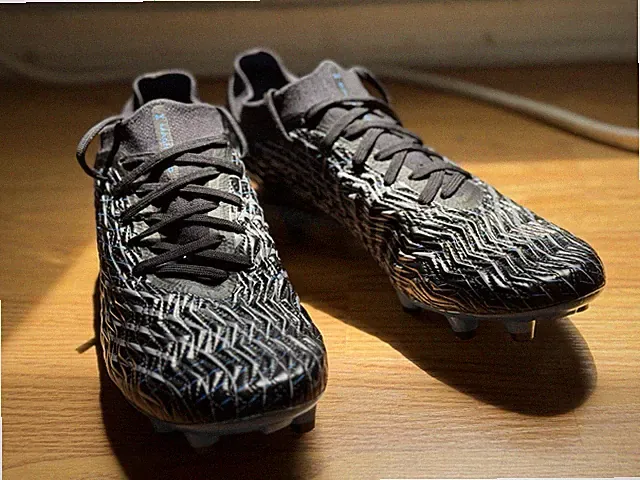 Sz 9 Under Armour Magnetico Pro 5 FG