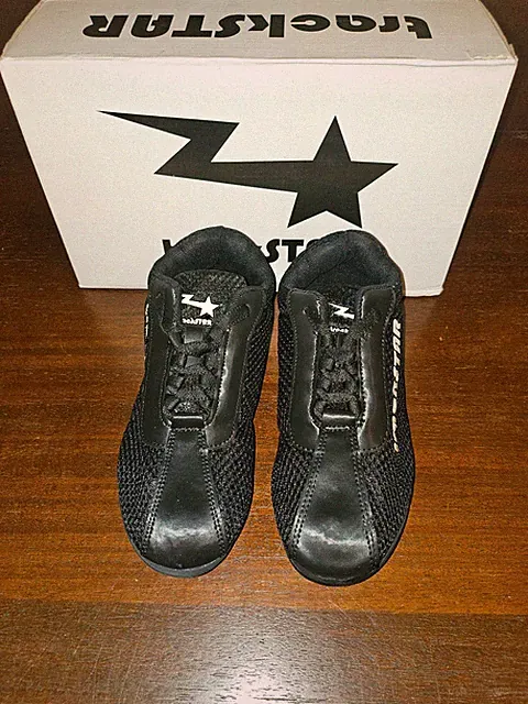 TrackSTAR Black Cleats Youth Size 4 BRAND New in Box