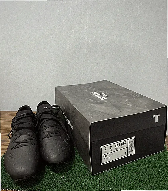 Tru Tenaci Firm Ground Soccer Cleats size 8 men