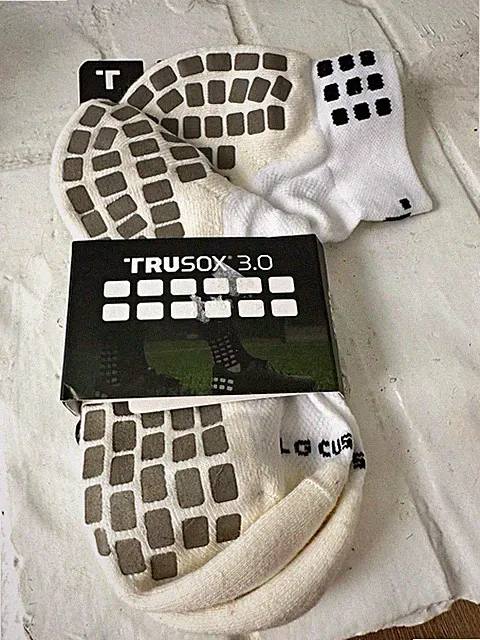 TRUSOX 3.0 Non-Slip Grip Athletic Low Cut Socks White large 1 Pair men women
