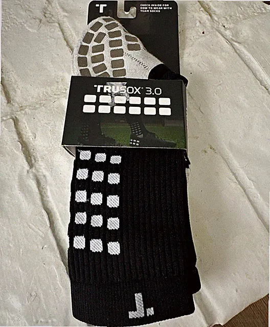 TRUSOX 3.0 Non-Slip Grip Socks Unisex Adults Size Medium Black/White 1 Pair