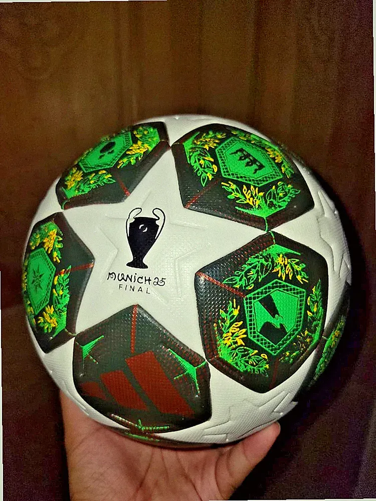 UEFA CHAMPIONS LEAGUE 2018-19 GREEN STAR Match Soccer ball Size 5 - Free Ship