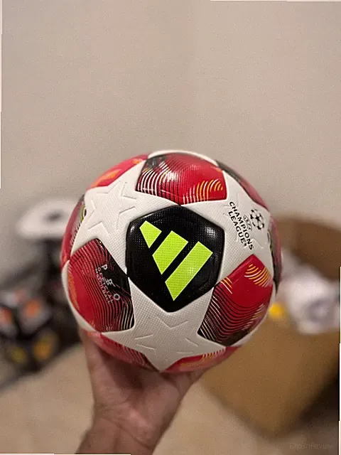 UEFA CHAMPIONS LEAGUE RED STAR Match Foot BALL Soccer ball size 5