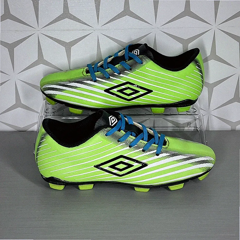 UMBRO ARTURO 2.0 YFW00500B-KL Green Soccer Cleats Youth Size 13K