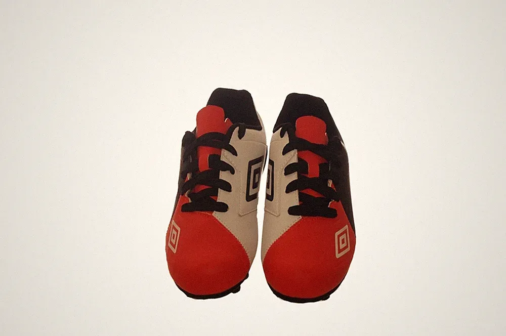 Umbro Boys Girls Youth Orange Black White Spire SOCCER Cleats Shoe 2 4 5 6 7 NEW