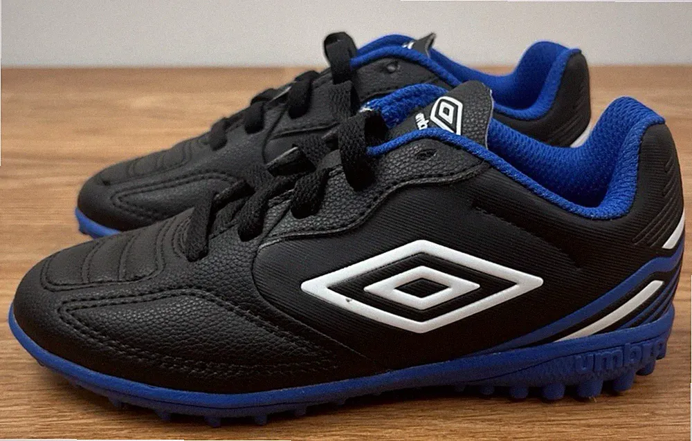 Umbro Classico XIII TF Junior Boys Soccer Shoes Little Kids Size 13 NEW