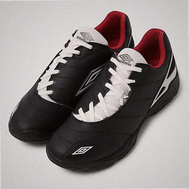 Umbro Cleat UR123CTP23_BKRD Men SZ