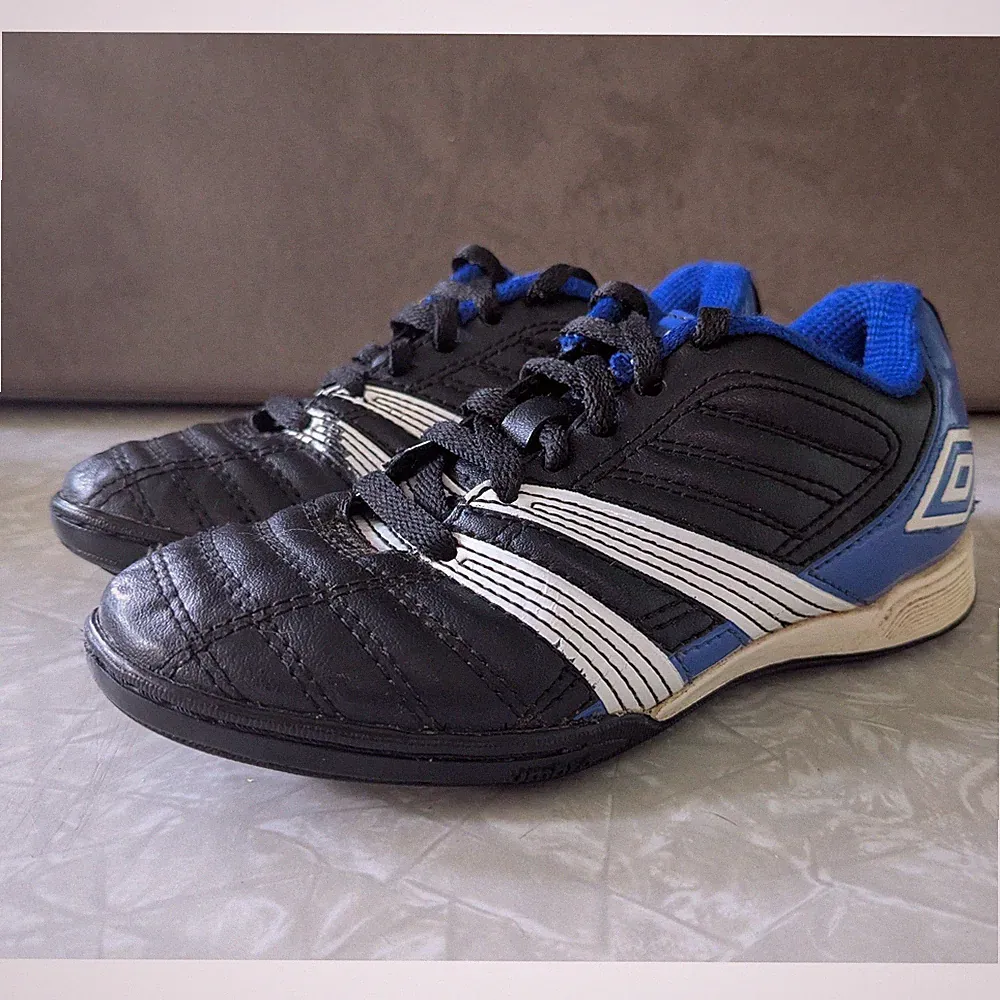 Umbro Kids Corsica Engage Turf Soccer Cleats Black Blue White 13K