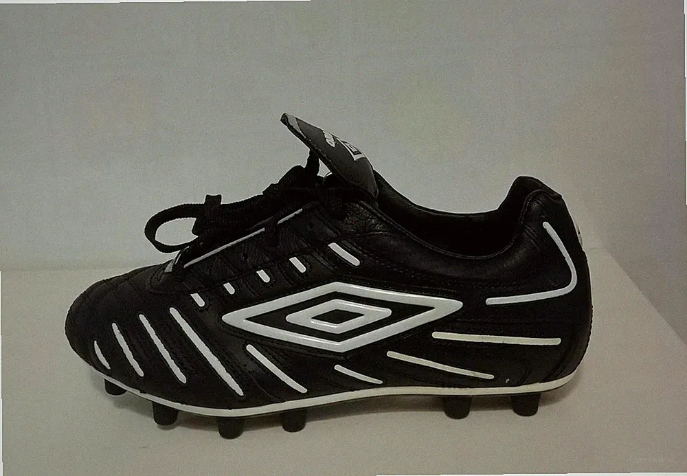 Umbro Mens SPEED PU ADULT IFL PU Soccer Cleats Black/White Size 8