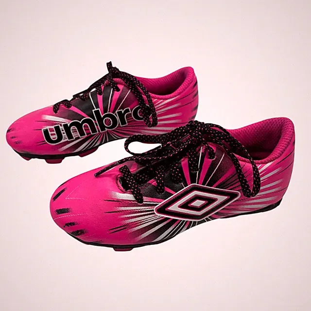 Umbro Pink Soccer Cleats Girl Size 9 With Black/White Graphic Lace Up