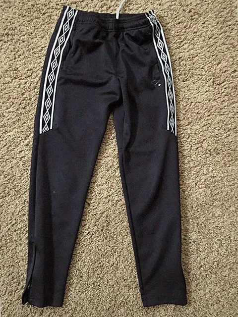 UMBRO Soccer Sweatpants ~ Boys or Girls ~ Size 14 16