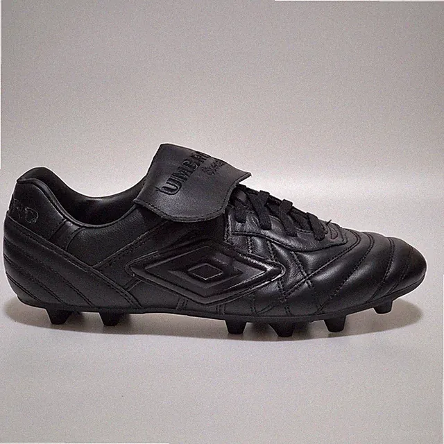 Umbro Speciali Maxim FG Soccer Cleats Black Leather 86526U D88 Men's Size 9.5