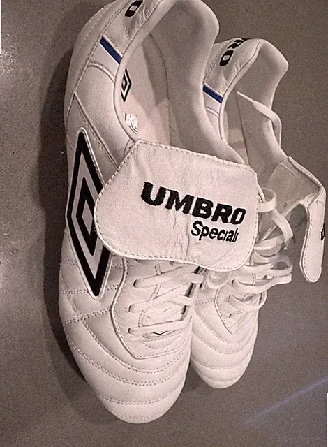 Umbro Speciali Pro 24 Firmground Soccer Cleats Size 13 Men's