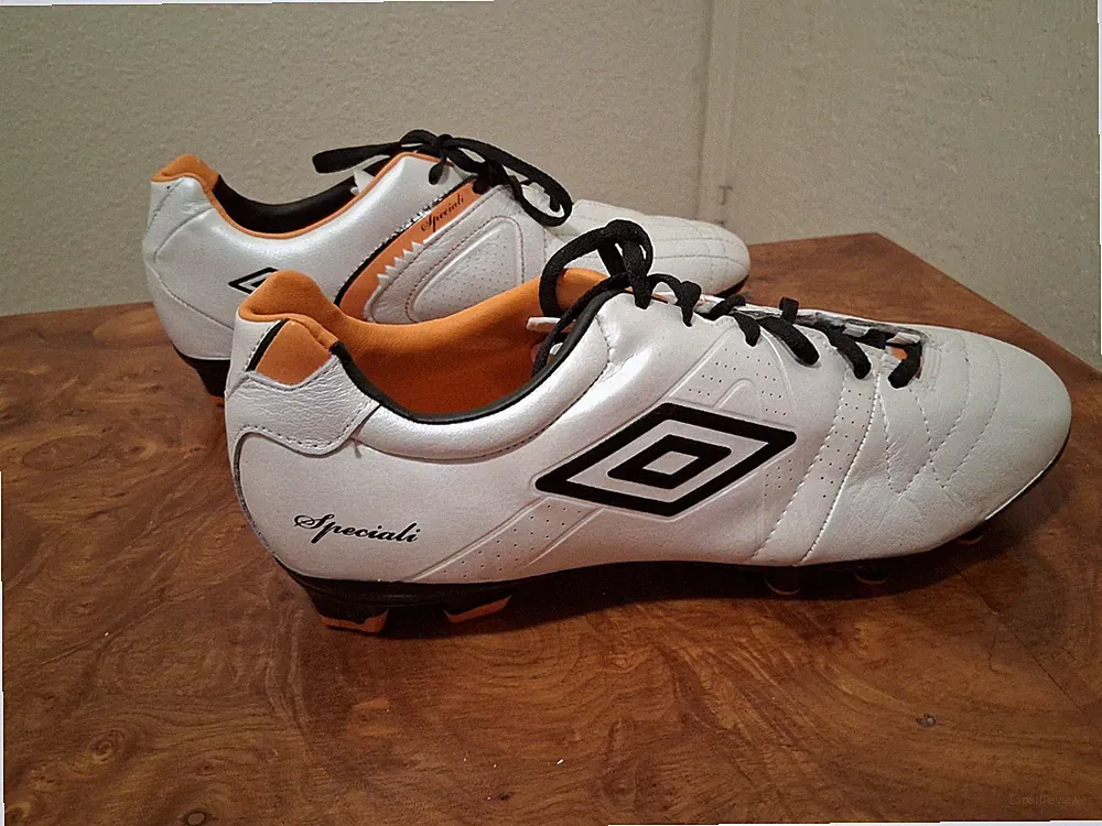 Umbro Soccer Cleats