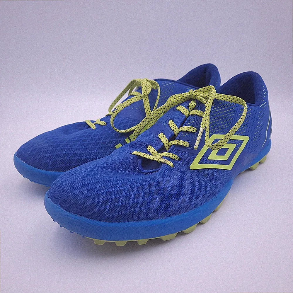 Umbro Turf Shoes Indoor Soccer Cleats Blue Mens Size 9.5