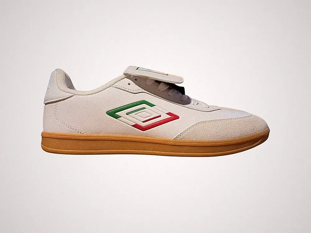 UMBRO-TX Men's White Green Red Gum Sole Indoor Soccer Sneakers Size 12