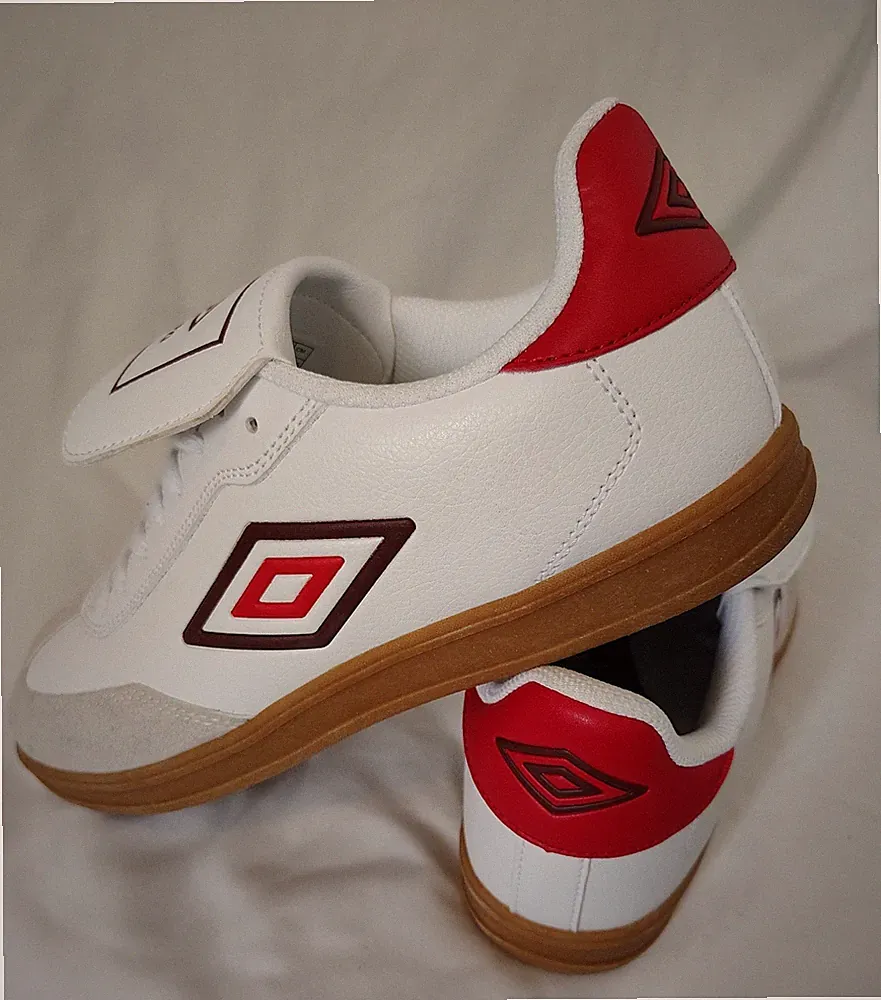 Umbro UMBRO-TX White Red Gum Soccer Sneakers Low Top Lace Up Rubber Outsole