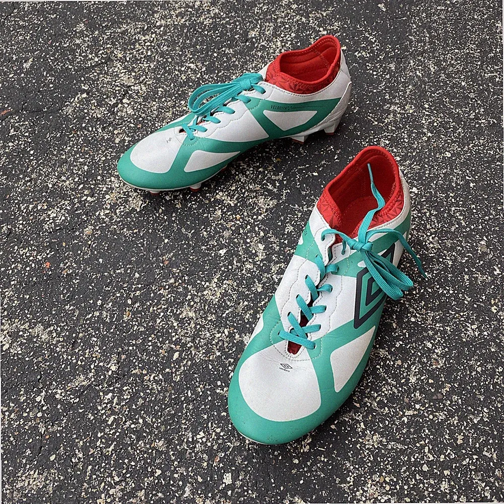 Umbro Velocita III Premier Firm Ground Soccer Cleats Spectra Green Red Men's 12