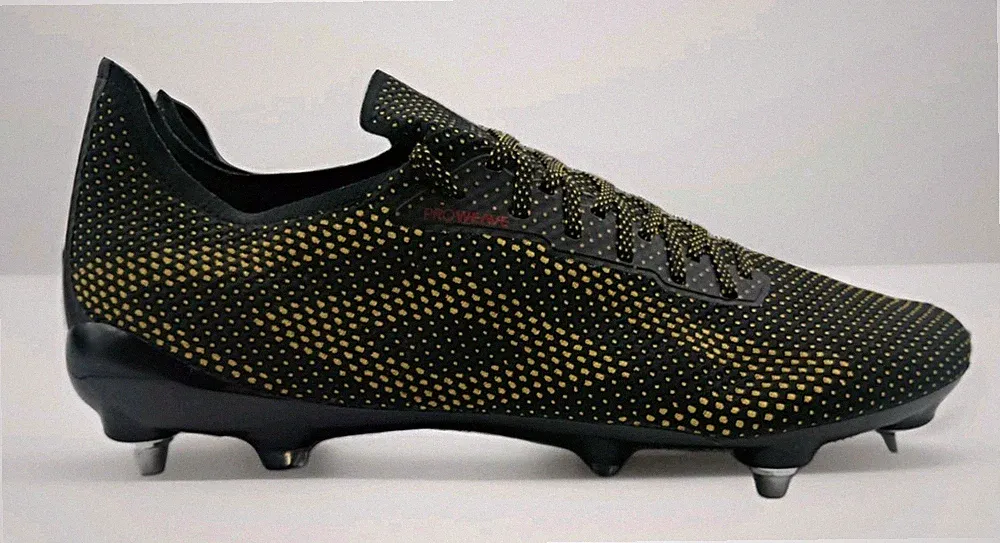 Umbro Velocita Matrix Pro SG Black Gold Fire Mens Size 10.5 Soccer Cleats 82057U
