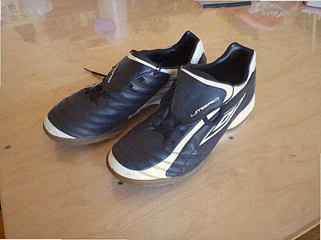 umbro xai vii prem fg-a USM 11 indoor soccer shoes