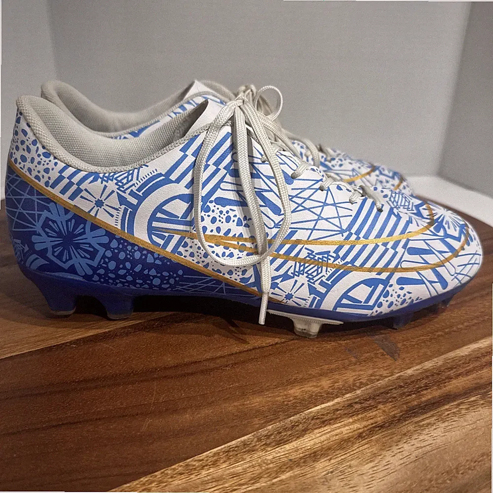Unbranded Soccer cleats Blue/White/Gold Mens Size 7.5