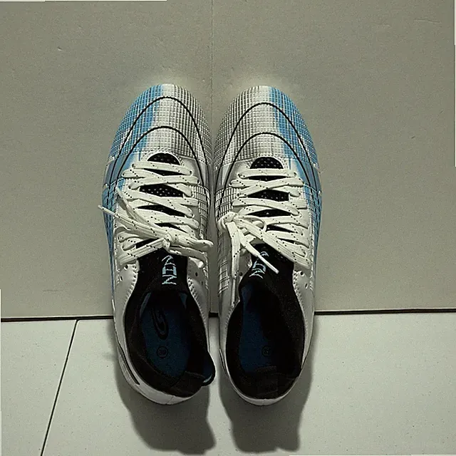 Unbranded Soccer Cleats Multicolor Sz 39