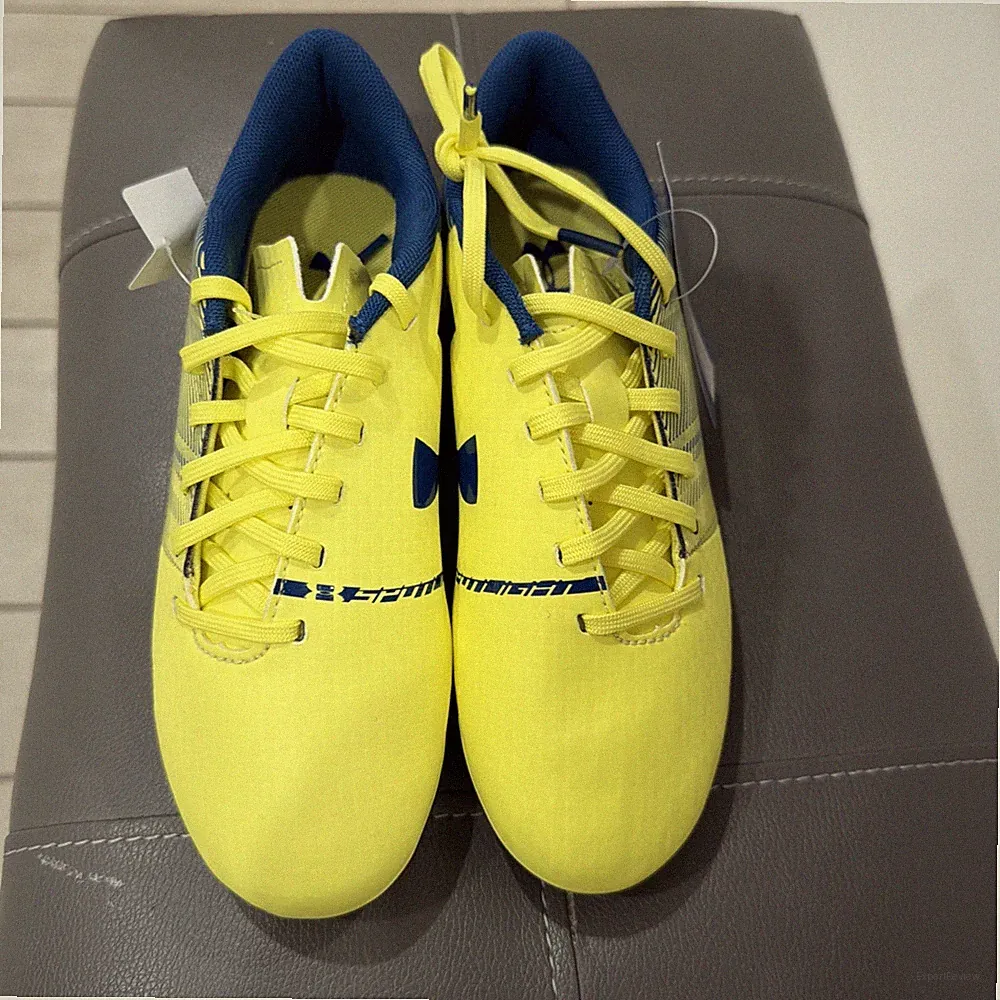 Under Armour 1289542-300 Spotlight DL FG JR Youth Soccer Cleats Yellow US 3.5Y
