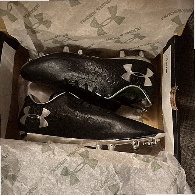Under Armour 3000111-001 Magnetico Pro FG Men's Soccer Cleats Black Silver US 5