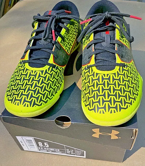 Under Armour CF Force 2.0 ID Mens Indoor Soccer Shoes Yellow Red Black US Sz 8.5