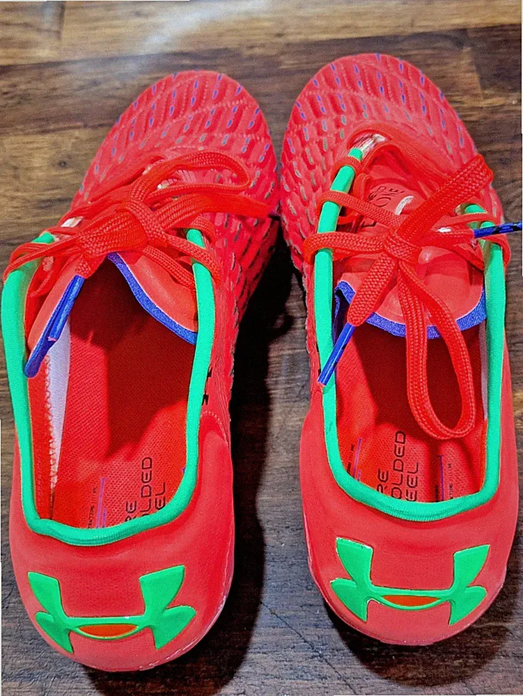 Under Armour Clone Magnetico Elite 3 Firm Ground Soccer 3026740-600 Men’s Size 8