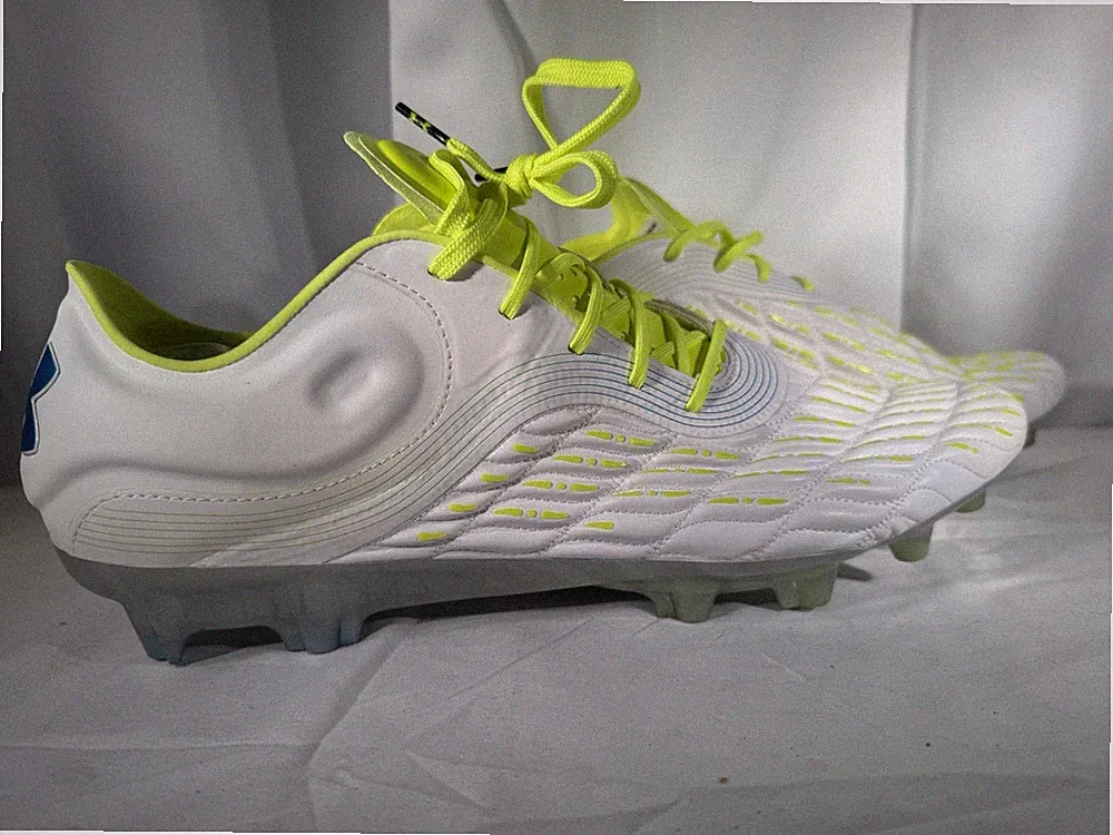 Under Armour Professional