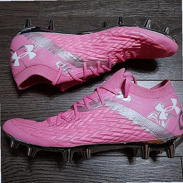 UNDER ARMOUR Clone Magnetico Pro FG Soccer Cleats Mens 7.5 Womens 9 Pink Chrome