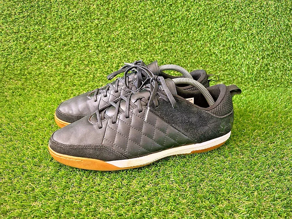 Under Armour Command IN indoor soccer shoes (Style code 1272304-001)
