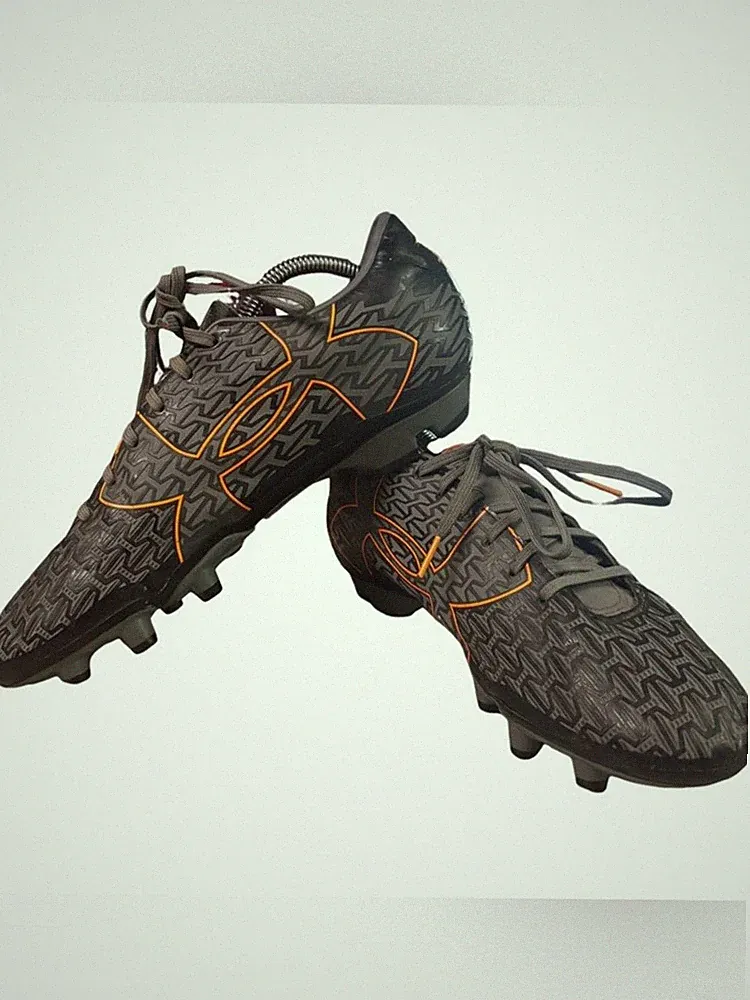 Under Armour Gray Orange CoreSpeed Force 2.0 ClutchFit Soccer Cleats Sz 10
