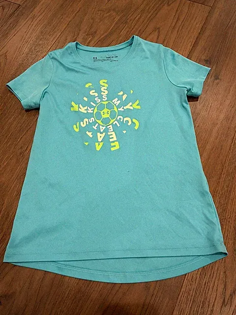 Under Armour Kids Kiss My Cleats Graphic HeatGear Short Sleeve T-Shirt Blue YSM