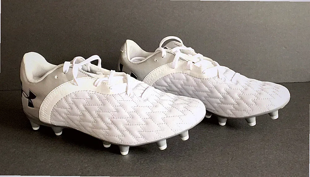 Under Armour Magnetico 2.0 FG NEW Mens White Silver Soccer Cleats Size 8.5