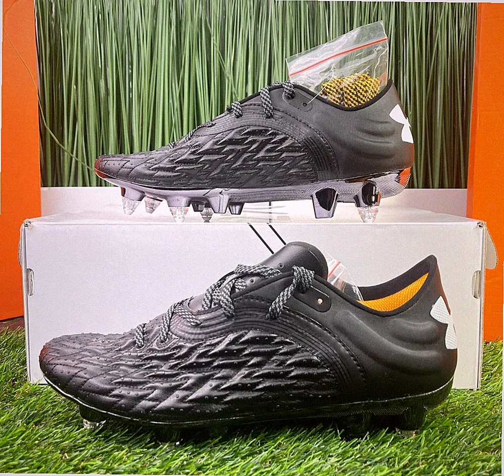 Under Armour Magnetico Clone Pro 2.0 Leather Black Mens Soccer Cleats Size 8