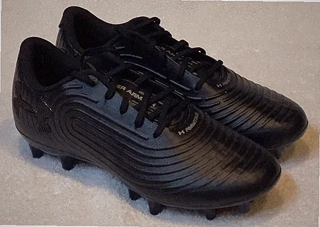 UNDER ARMOUR Magnetico Control Pro FG Black Soccer Cleats NEW Mens Youth 5.5