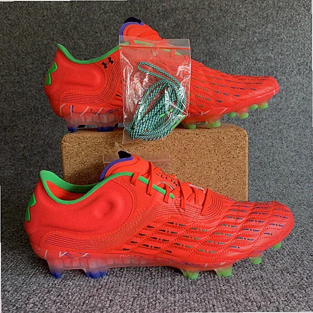 Under Armour Magnetico Elite 3 FG Soccer Cleats Womens Size 11 Red 3027160-600