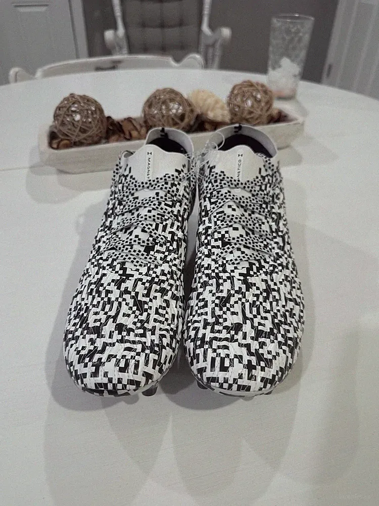 Under Armour Magnetico Elite 3 Prototype QR Code Soccer Cleats